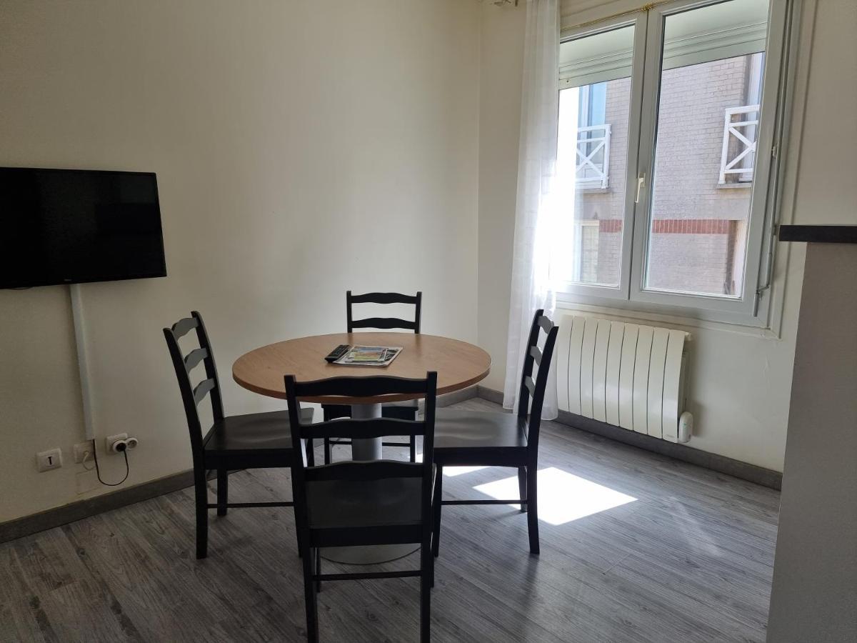 Appart En 1Er Etage A 120M De La Mer 르트레포르 외부 사진